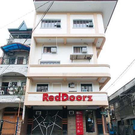 ホテル レッドドアーズ アット Piy マーガル サンパロック マニラ マニラ市 エクステリア 写真